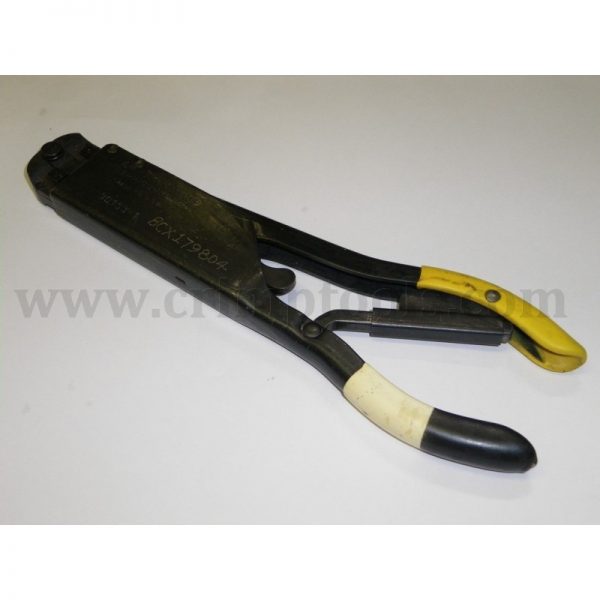 90153-1 Crimp Tool Mfg: Amp Tyco Condition: Used