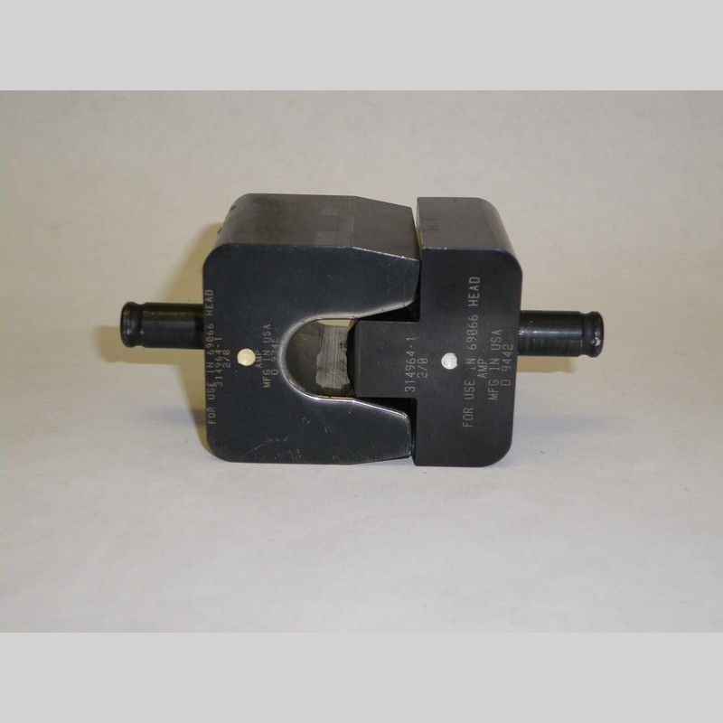 314964-1 Crimp Die Set 68011-1 Mfg: Amp Tyco Electronics Condition: Used