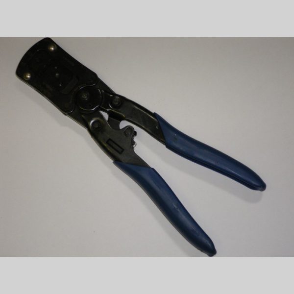 603546-1 Crimp Tool Mfg: Amp Tyco Condition: Used