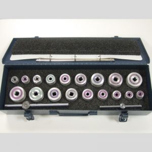 CM-S-389TR Adapter Tool Kit Mfg: Daniels Condition: Used