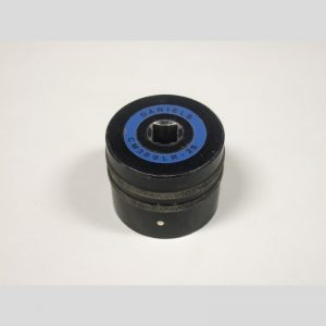 CM389LR-25 Adaptor Tool Mfg: Daniels Condition: Used