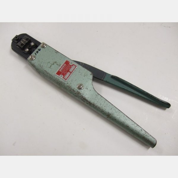 HT-30 Crimp Tool Mfg: Berg Condition: Used