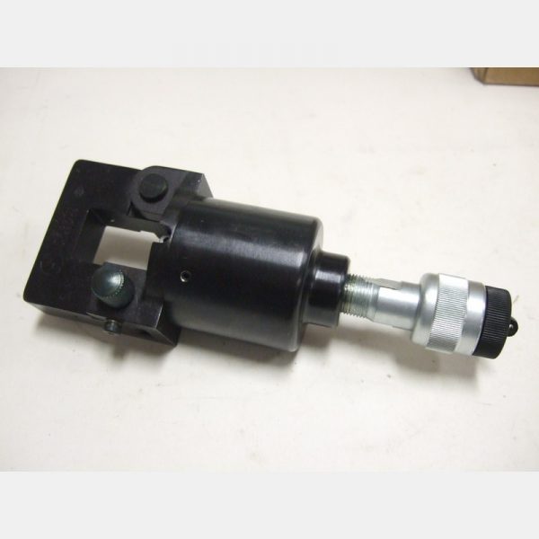 9002510 Hydraulic Crimp Head Mfg: Unknown Condition: Used