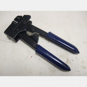 2990003-01 Crimp Tool Mfg: Stewart Connector Systems Condition: USed
