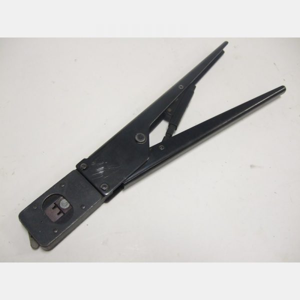 90417-1 Crimp Tool Mfg: Amp Tyco Condition: Used