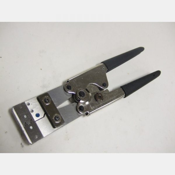 FA0300-241 Crimp Tool Mfg: Amphenol Condition: Used