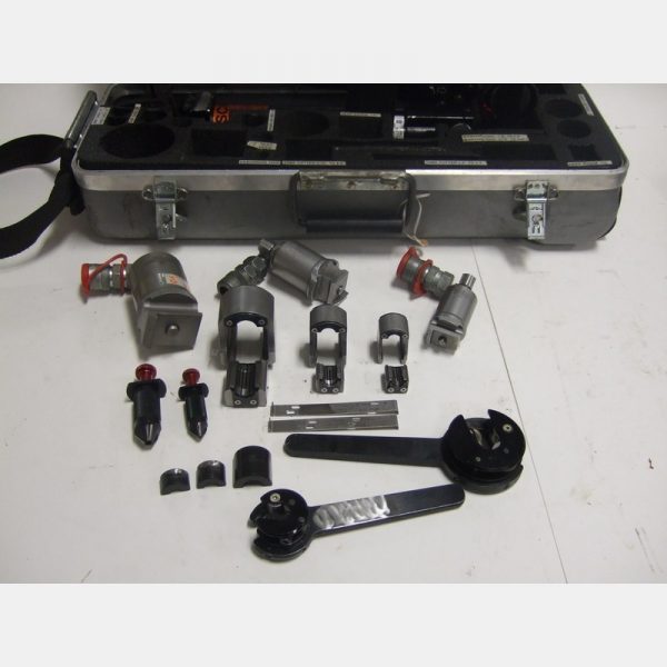 DLTFRPSKT3007 Tool Kit Mfg: Deutsch Permaswage DMC Condition: Used CALL FOR PRICING