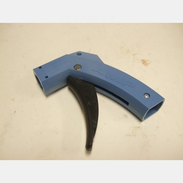 58074-1 Pistol Grip Handle Mfg: Amp Tyco Condition: New