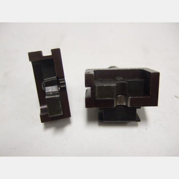 Y751 Crimp Die Mfg: Daniels Condition: New Surplus