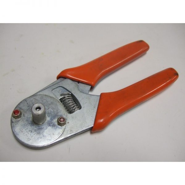 750-1 Crimp Tool Mfg: Davo Condition: Used