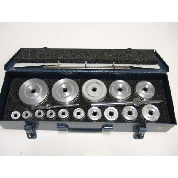 CM-S-5015 Torque Adapter Kit Mfg: Daniels Condition: Used