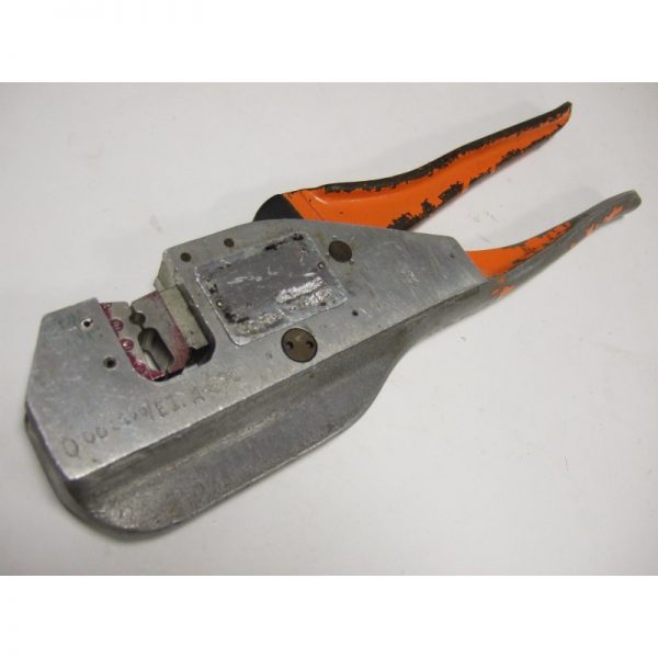 MR8-4-18-10 Crimp Tool Mfg: Burndy Condition: Used