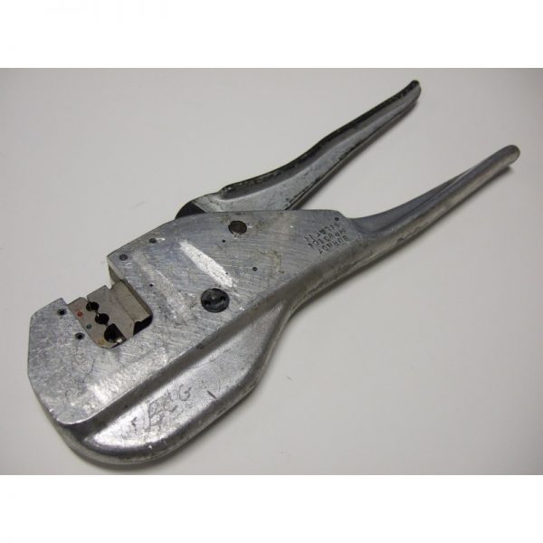 MR8-G101 Crimp Tool Mfg: Burndy Condition: Used