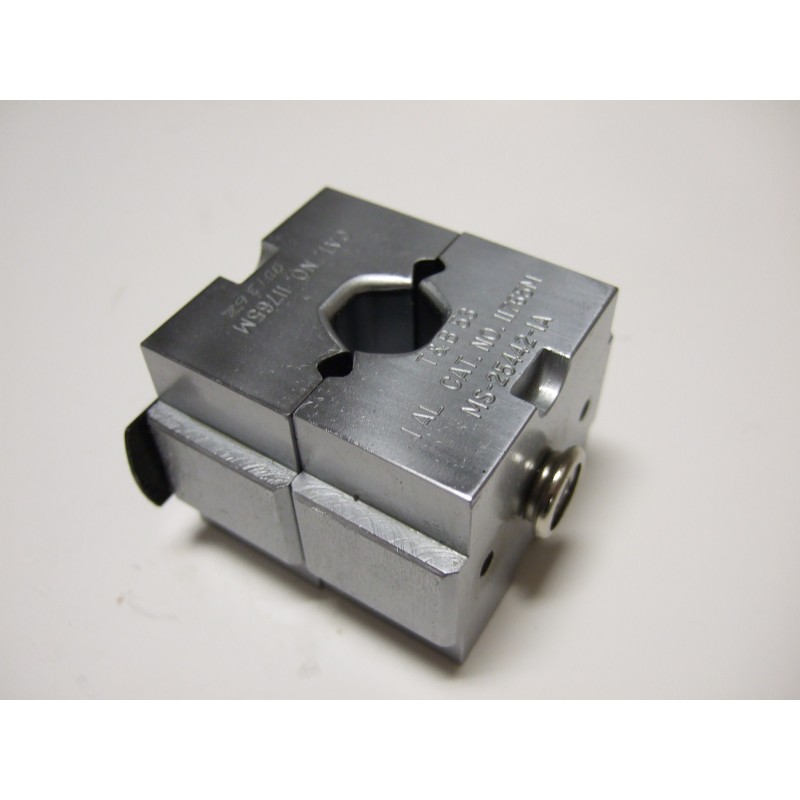 MS25442-1A 11765M Crimp Die Mfg: Thomas & Betts Condition: Used