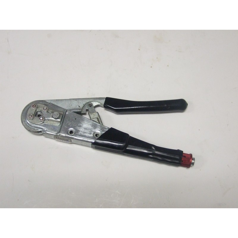 612595 Crimp tool Mfg: Buchanan Condition: Used