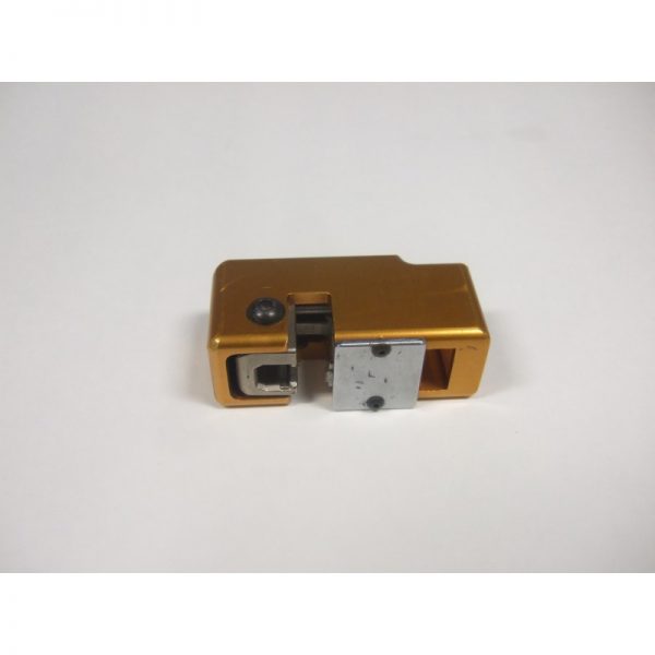 MX-60535 Crimp Head Mfg: Molex Condition: Usaed