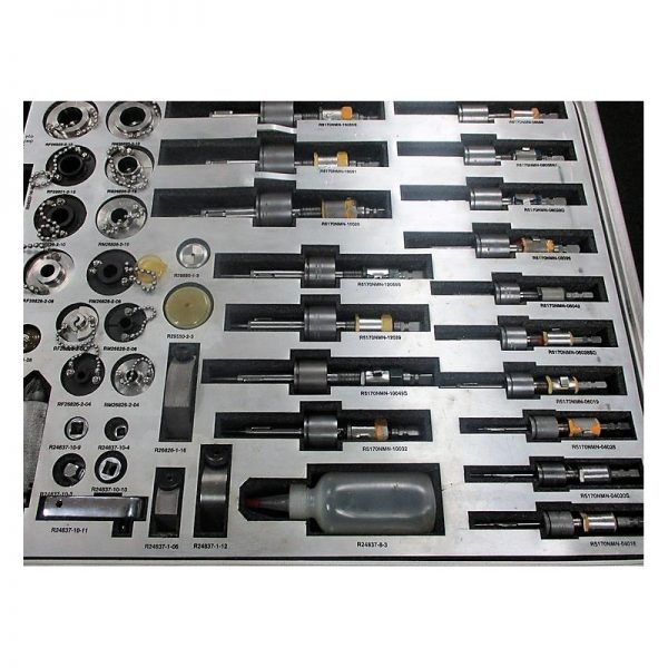 R27500 Tool Kit Mfg: DynaTube Parker Hannifin Condition: Used
