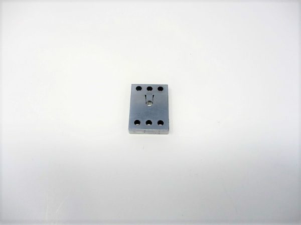 812561-1  812562-1 Nest and Anvil Mfg: AMP TE Connectivity Condition: Used