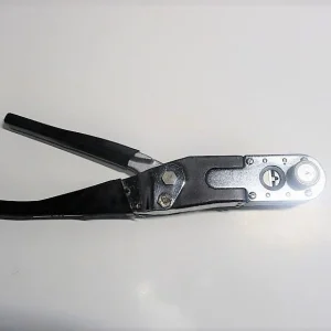 06-7801-01 M22520/17-01 Crimp Tool Mfg. Elco Condition: Used