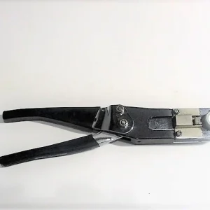 06-7811-01 M22520/18-2 Crimp Tool Mfg. Elco Condition: Used