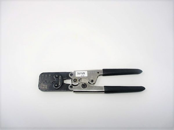 357-579  Crimp Tool  Mfg: Amphenol  Condition: Used