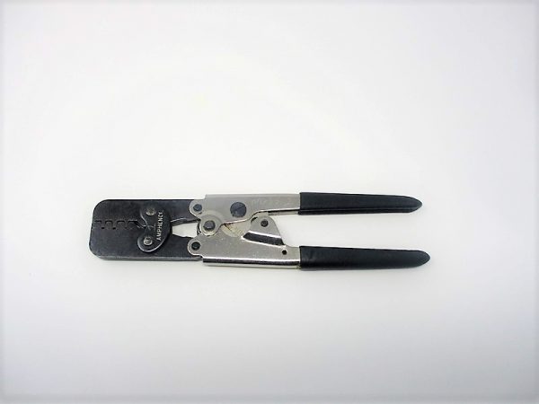 357-579  Crimp Tool  Mfg: Amphenol  Condition: Used - Image 2