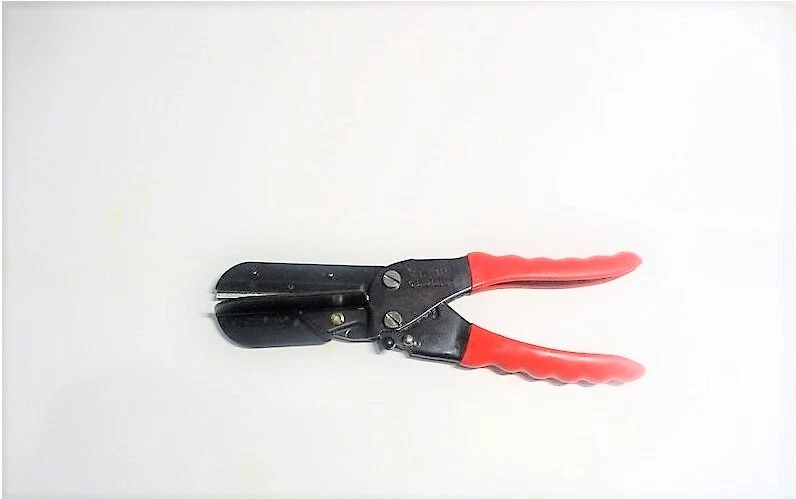 3382 Cable Cutter Mfg. 3M Condition: Used