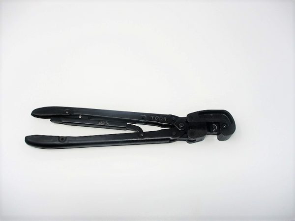 YHT-8S Crimp Tool Mfg. JST Condition: Used