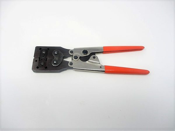 11-01-0068  Crimp Tool  With 4971-1 Barrel Punch Die Mfg.: Molex Condition: Used