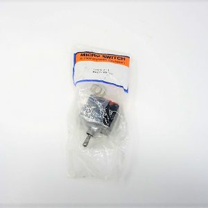 104TL2-1 MS27786-21 Switch Mfg. Honeywell Condition: New Surplus