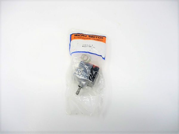 104TL2-1 MS27786-21 Switch Mfg. Honeywell Condition: New Surplus