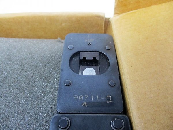90711-2  Crimp Tool  Mfg. TE Connectivity AMP Condition: New Surplus - Image 2