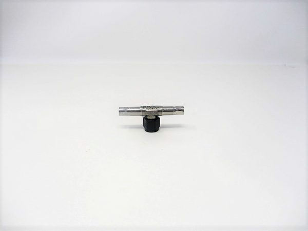 D11057AP-04 Fitting Mfg. Designed Metal Conn Cond: New Surplus