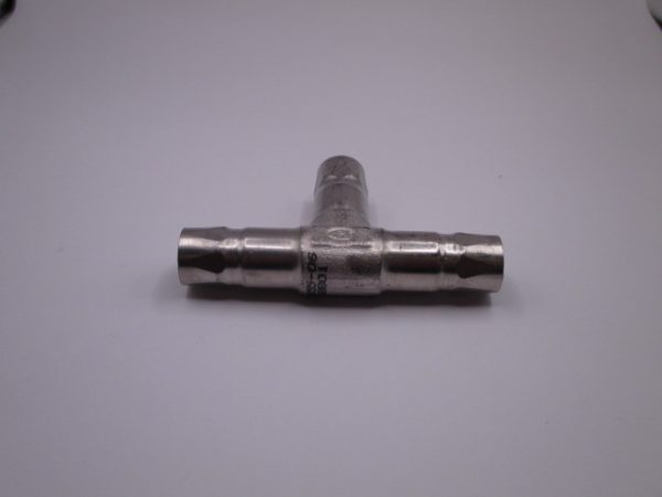 D9855-06  T Fitting  Mfg: Deutsch  Condition: New Surplus