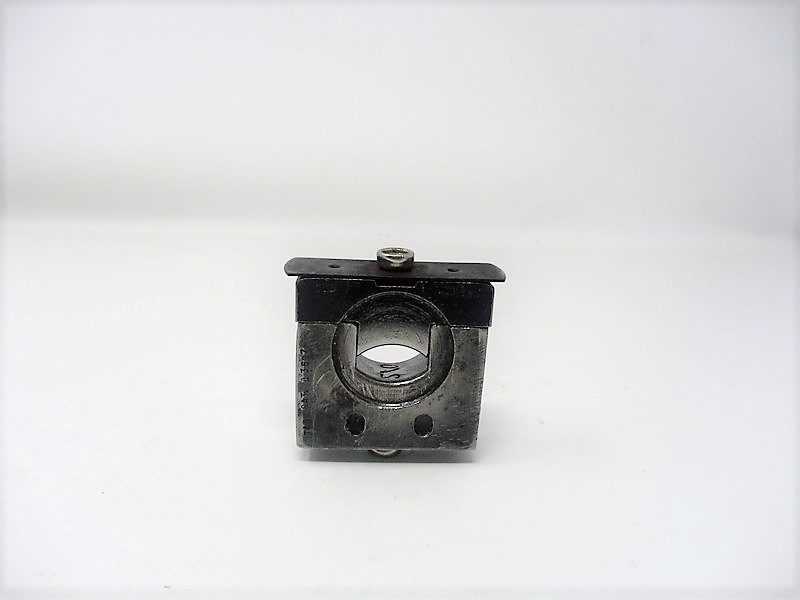 13667 Crimp Die No Locator Mfg. T & B Condition: Used