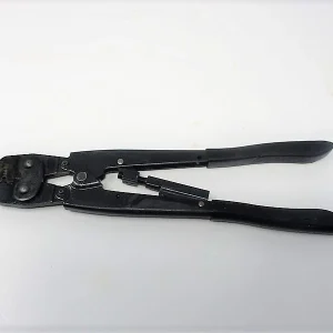 CCT-SS-1 Crimp Tool Mfg. ITT Cannon Condition: Used