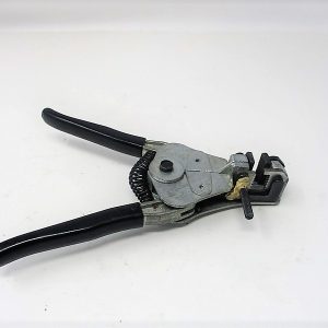 45-1513  Wire Stripper  Mfg: Ideal  Condition: Used
