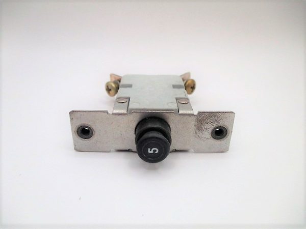 700-092-5 Breaker Mfg. Mechanical Products Condition: New Surplus - Image 2