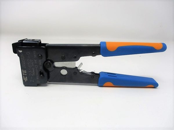 2-231652-0  Crimp Tool Frame Mfg. TE Connectivity Cond: New Surplus