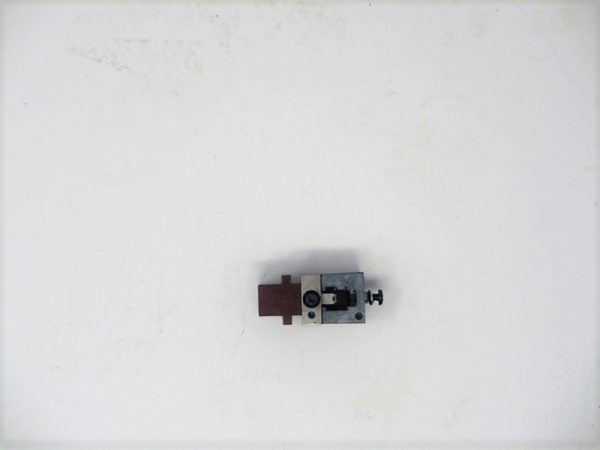 853400-3 Plug Die Mfg. TE Connectivity Condition: Used