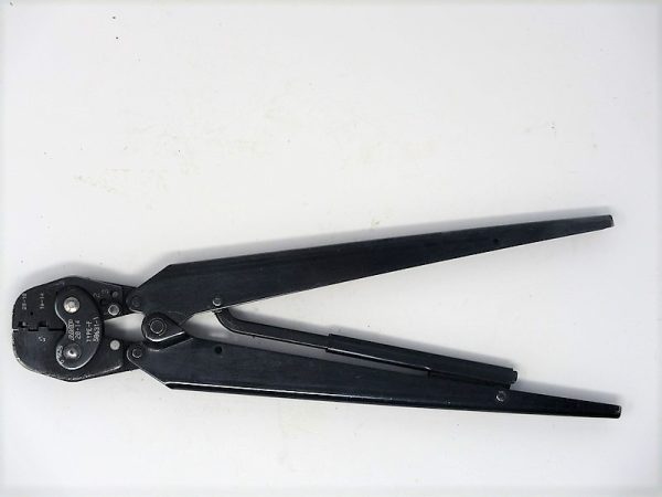 58631-1 Crimp Tool  Mfg. TE Connectivity AMP Condition: Used