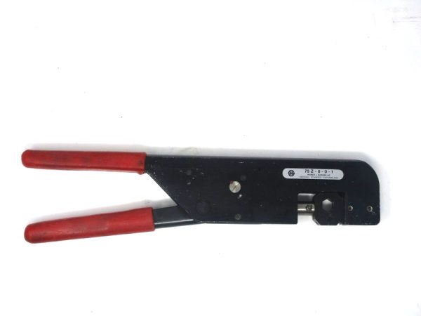 75Z-0-0-1 Crimp Tool with Die Set  Mfg: Huber & Suhner   Condition: Used