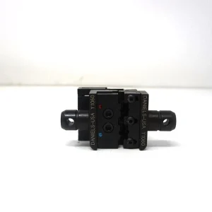 Y1060 Crimp Die Mfg: Daniels Condition: Used