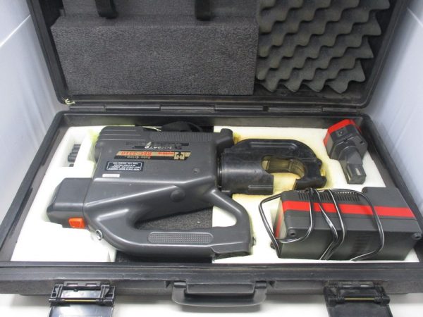 REC-3510 Crimp Tool Mfg. Huskie Condition: Used