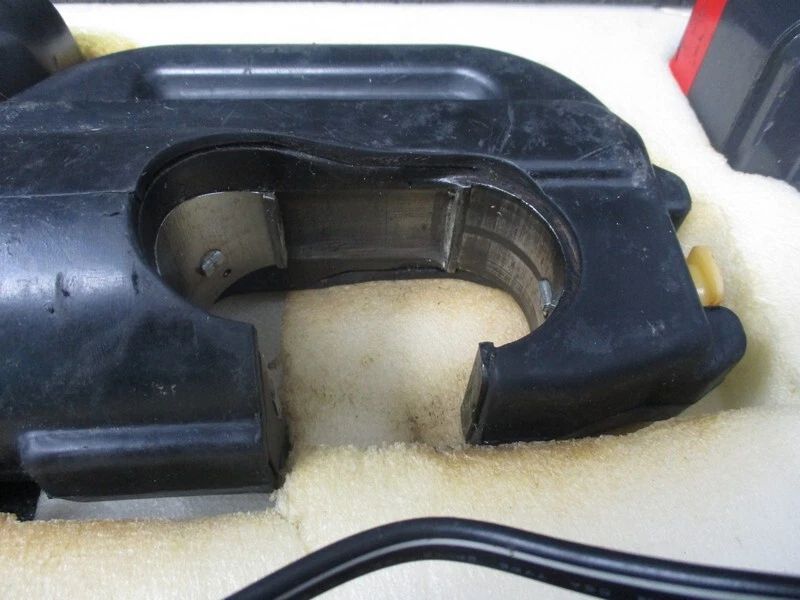 REC-3510 Crimp Tool Mfg. Huskie Condition: Used - Image 2