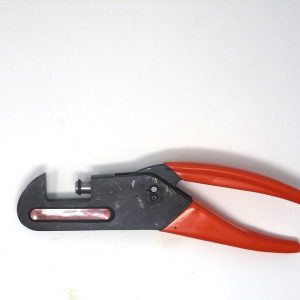 WT640  Crimp Tool Frame  Mfg: Thomas & Betts  Condition: Used