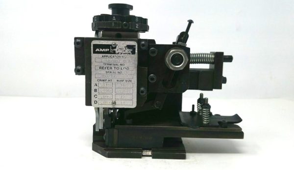 1-687857-0 Applicator Mfg. TE Connectivity AMP Condition: Used