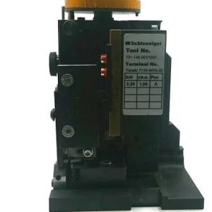 701.140.001 Applicator Mfg. Schleuniger Condition: Used