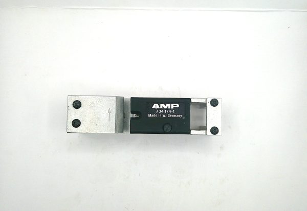 734174-1 Head Mfg. TE Connectivity AMP Condition: Used