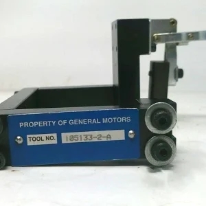 105133-2-A Tool Holder Mfg. General Motors Condition: Used